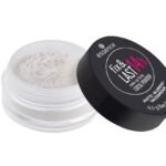 لوس باودر لتثبيت المكياج من ايسنس essence